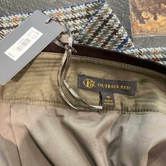 NWT Vintage Outback Red wool mini skirt with liner.  Size 10. - Picture 4 of 7